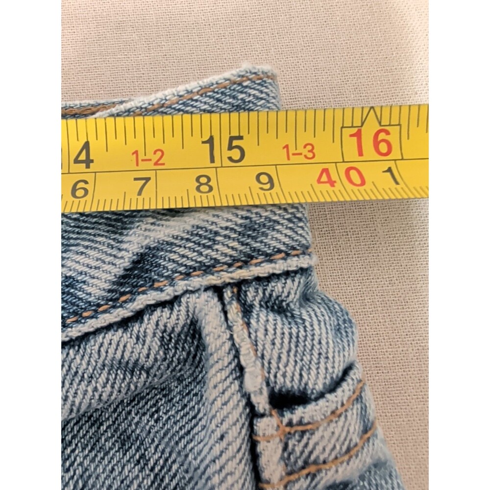 🔥 VTG 90s GUESS USA Denim Capris • Triangle Logo Size 32 - Picture 9 of 11